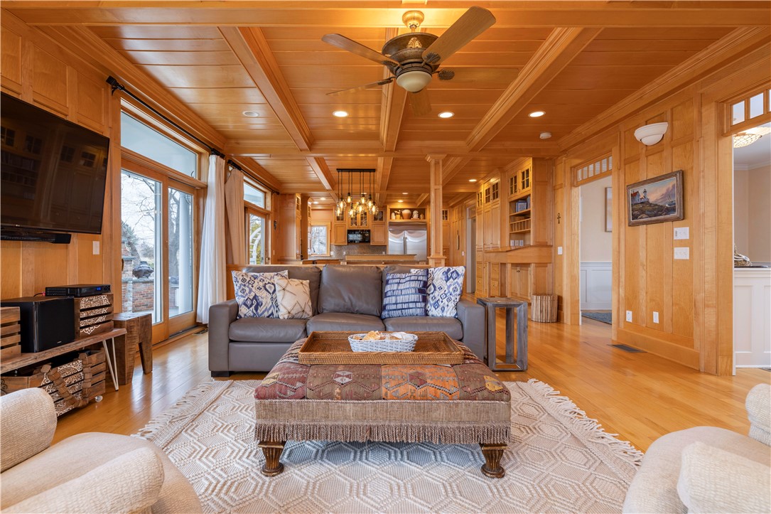 35 Wicklow Road Westerly, RI 02891 - Photo 19 of 48