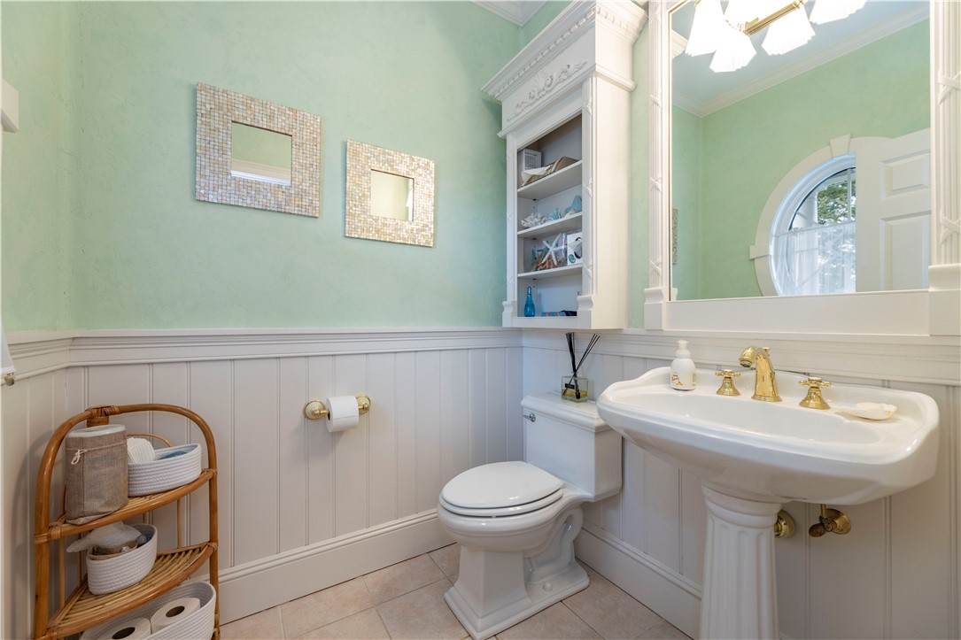 35 Wicklow Road Westerly, RI 02891 - Photo 27 of 48