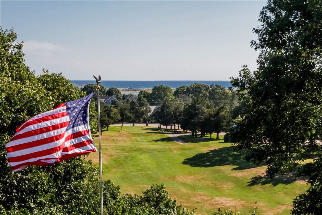 35 Wicklow Road Westerly, RI 02891 - Photo 31 of 48