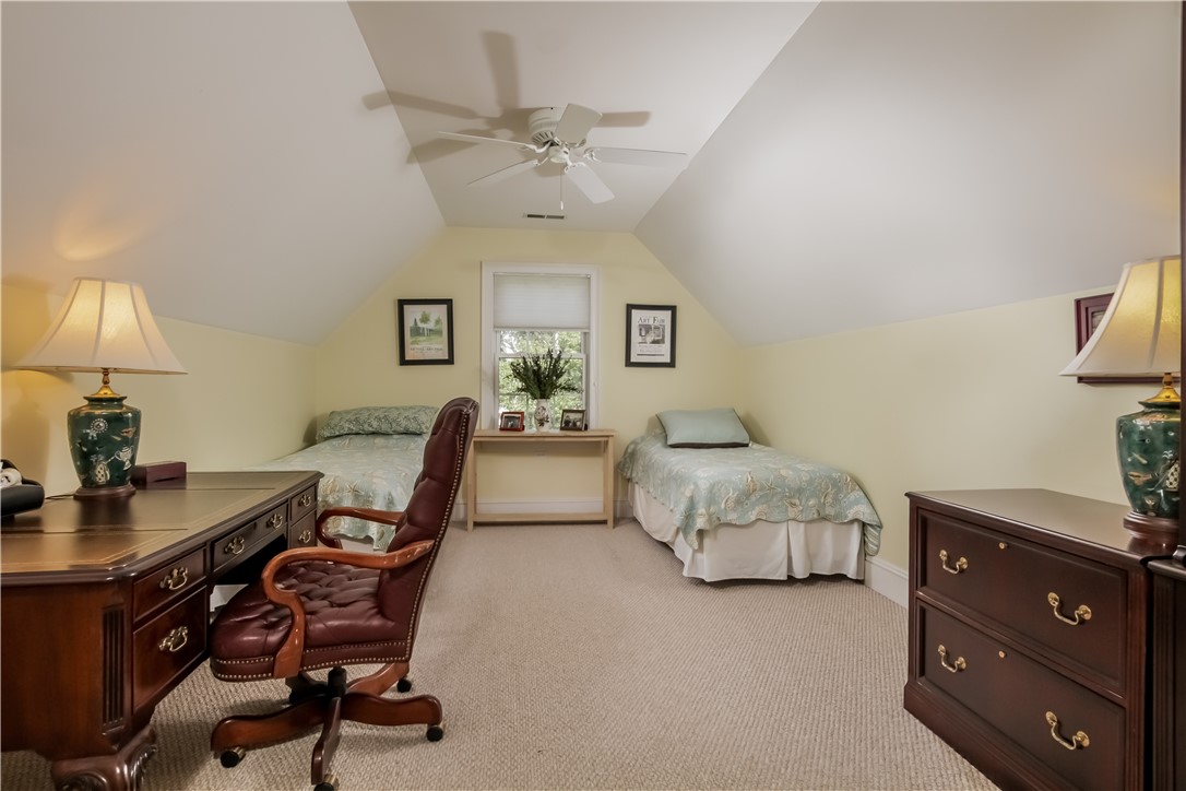 35 Wicklow Road Westerly, RI 02891 - Photo 35 of 48