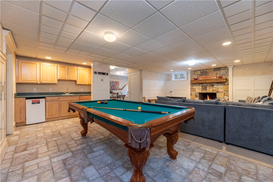 35 Wicklow Road Westerly, RI 02891 - Photo 40 of 48