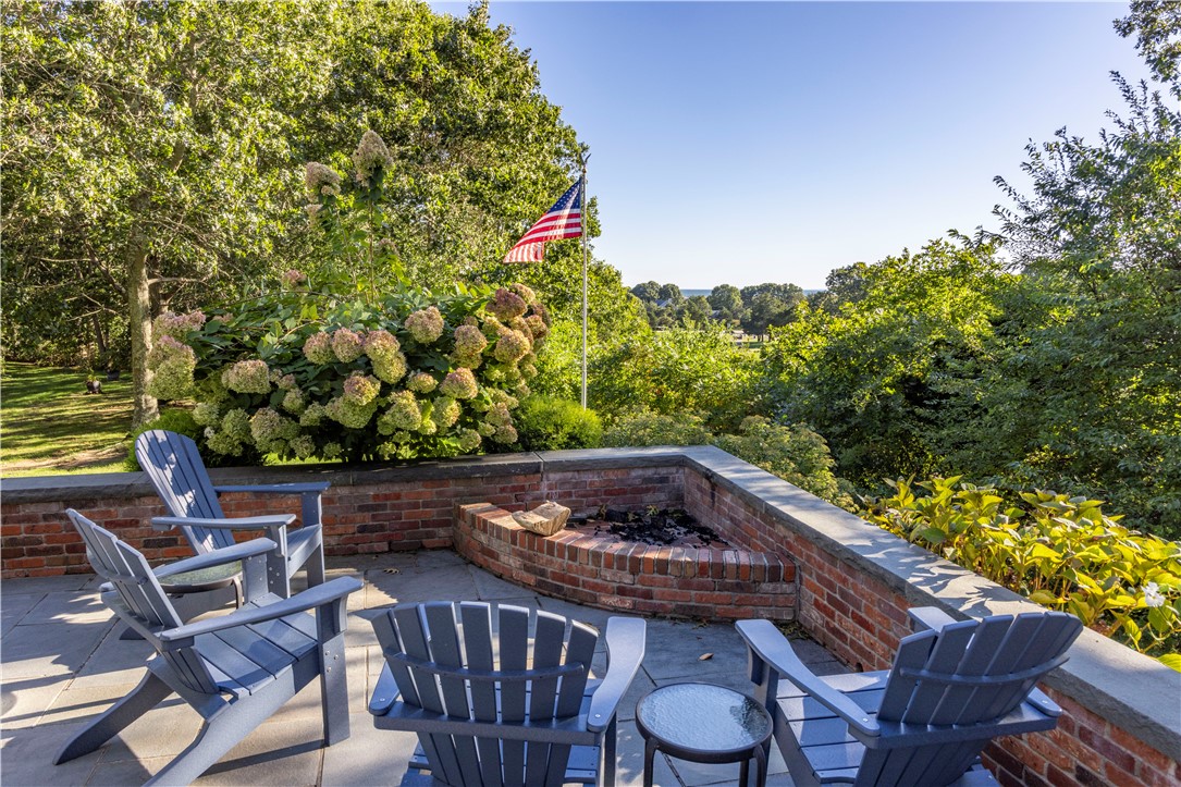 35 Wicklow Road Westerly, RI 02891 - Photo 6 of 48