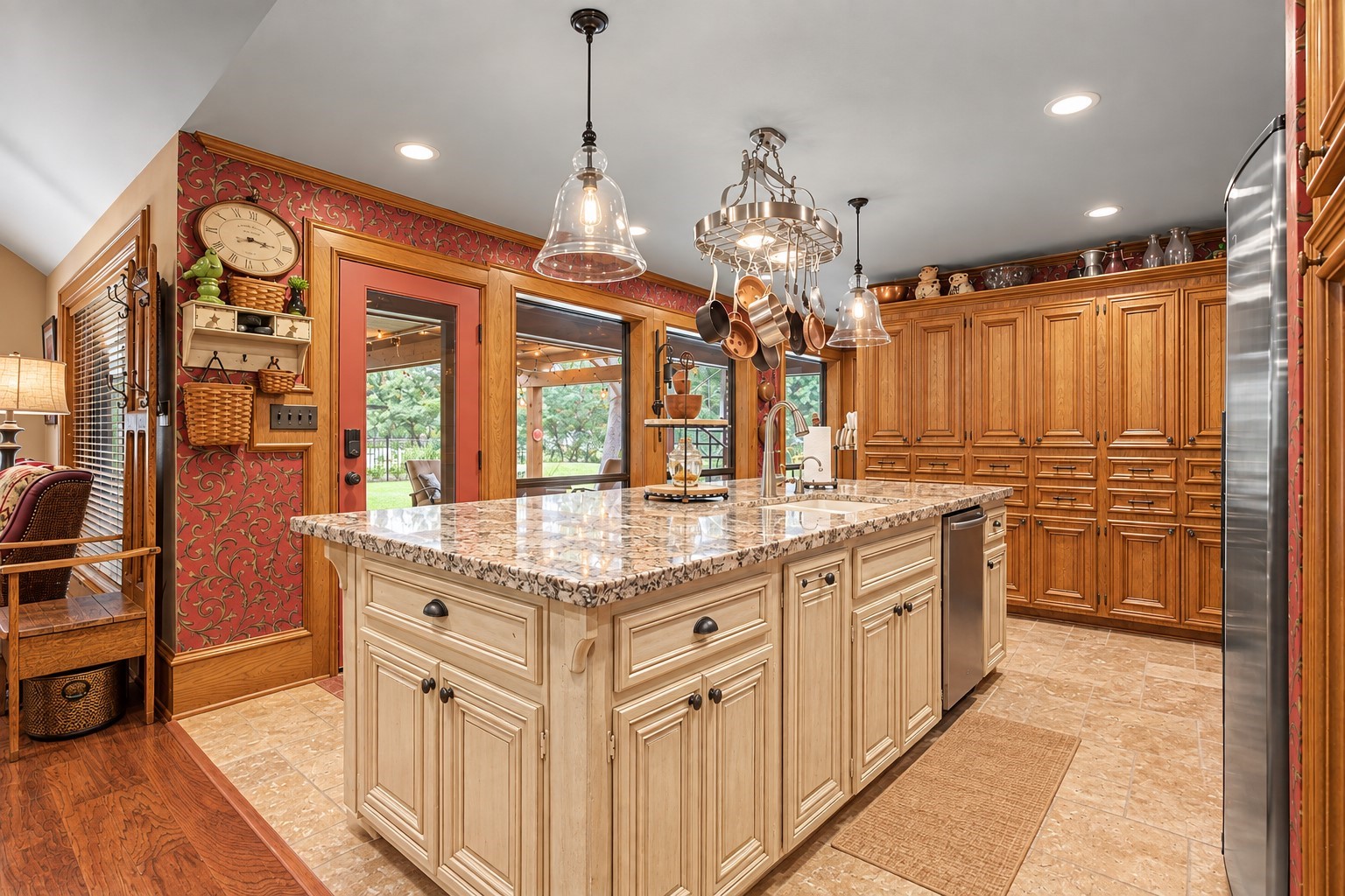 11 Holly Tree Lane Spring, TX 77373 - Photo 9 of 42 Gallery Image 9