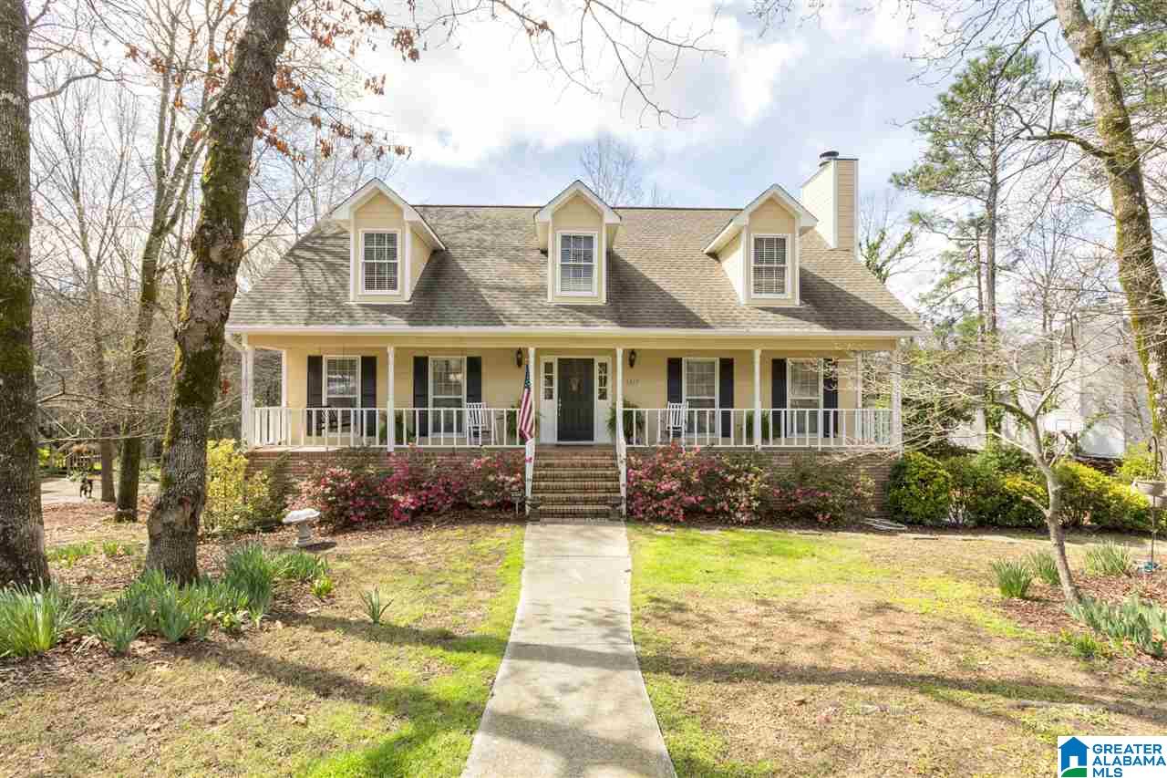 1317 Colonial Way Alabaster, AL 35007 - Photo 2 of 45