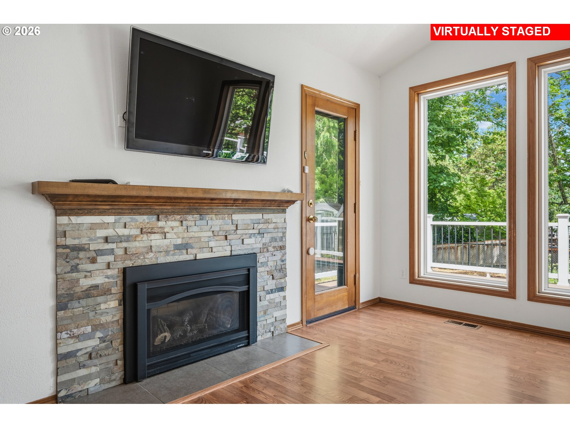 8887 Southwest 67th Place Portland, OR 97223 - Photo 15 of 35