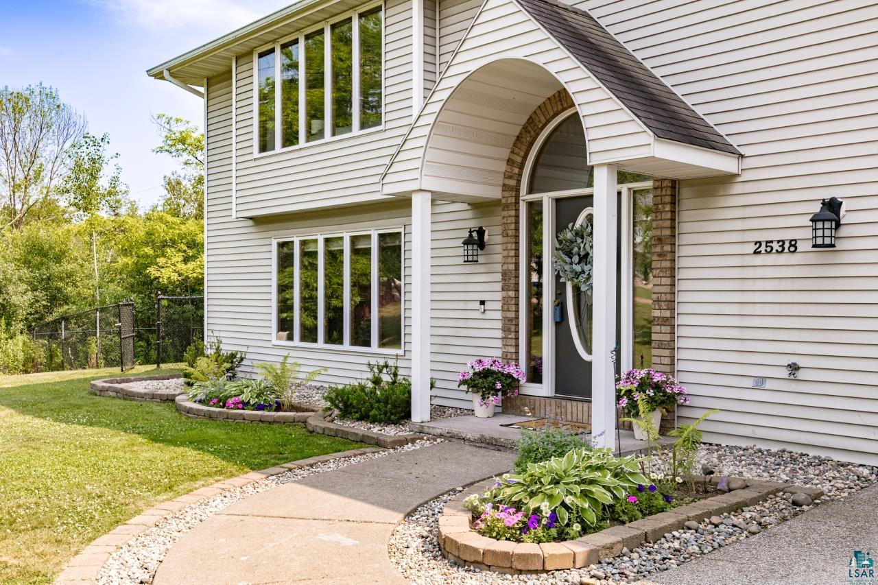 2538 Providence Road Duluth, MN 55811 - Photo 3 of 60