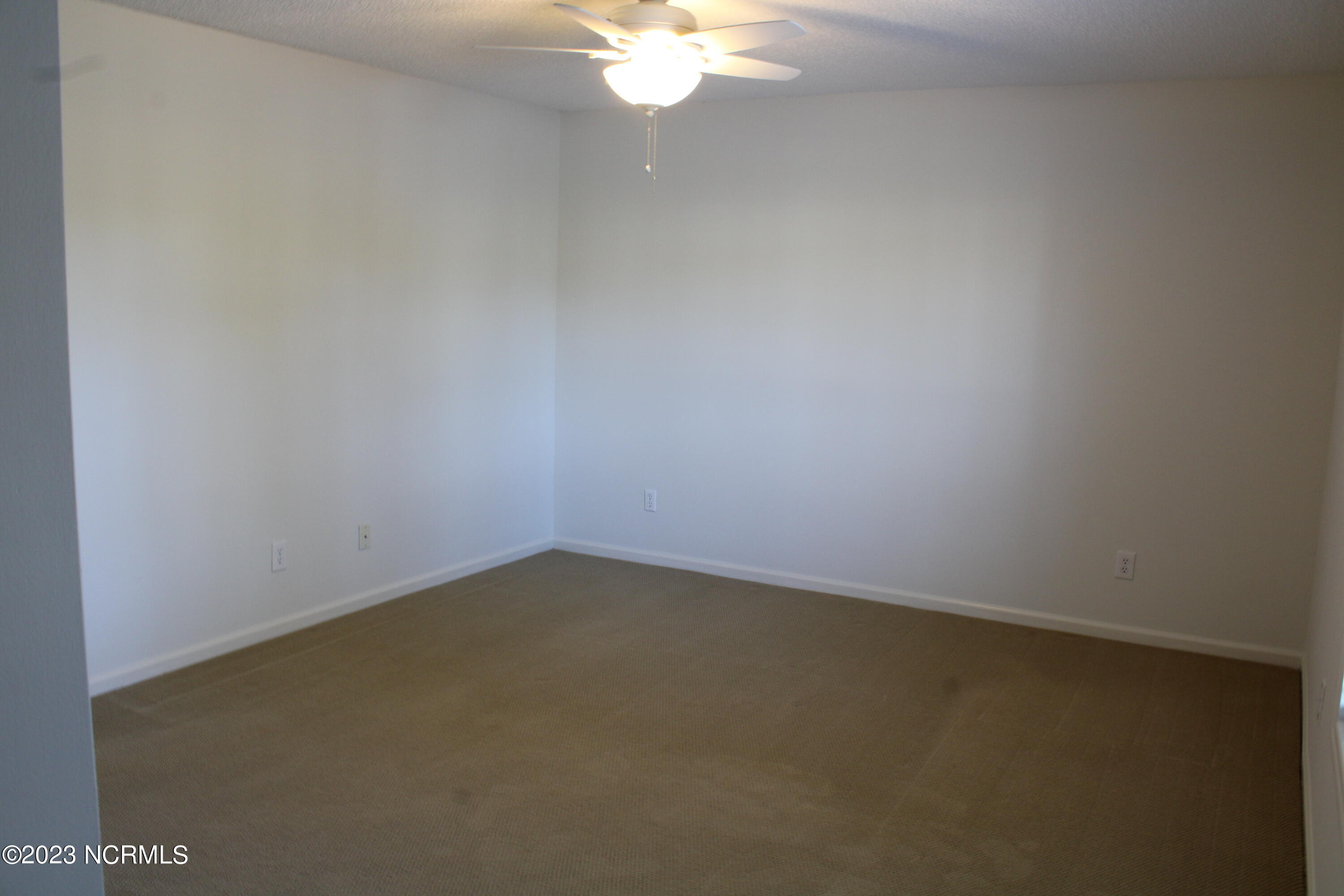 605 Spring Forest Road, Unit B Greenville, NC 27834 - Photo 18 of 36 IMG_1346