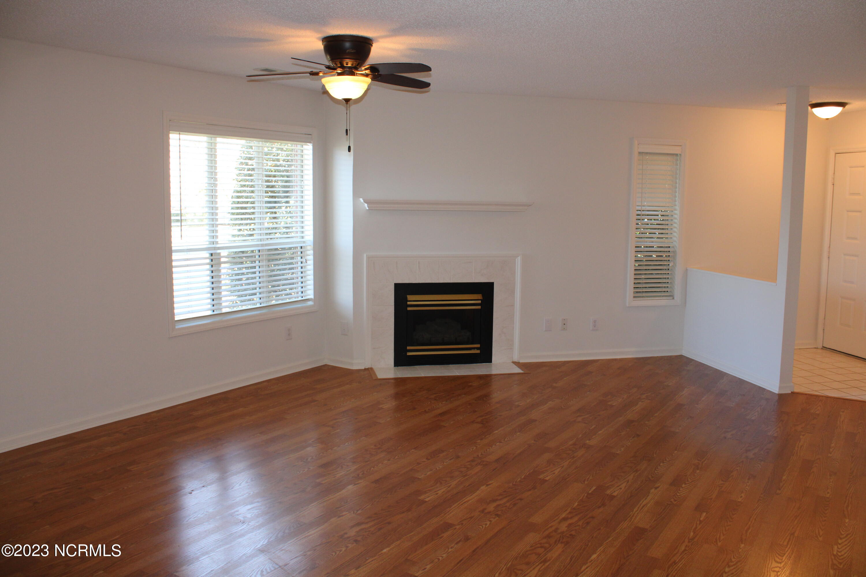 605 Spring Forest Road, Unit B Greenville, NC 27834 - Photo 4 of 36 IMG_1325