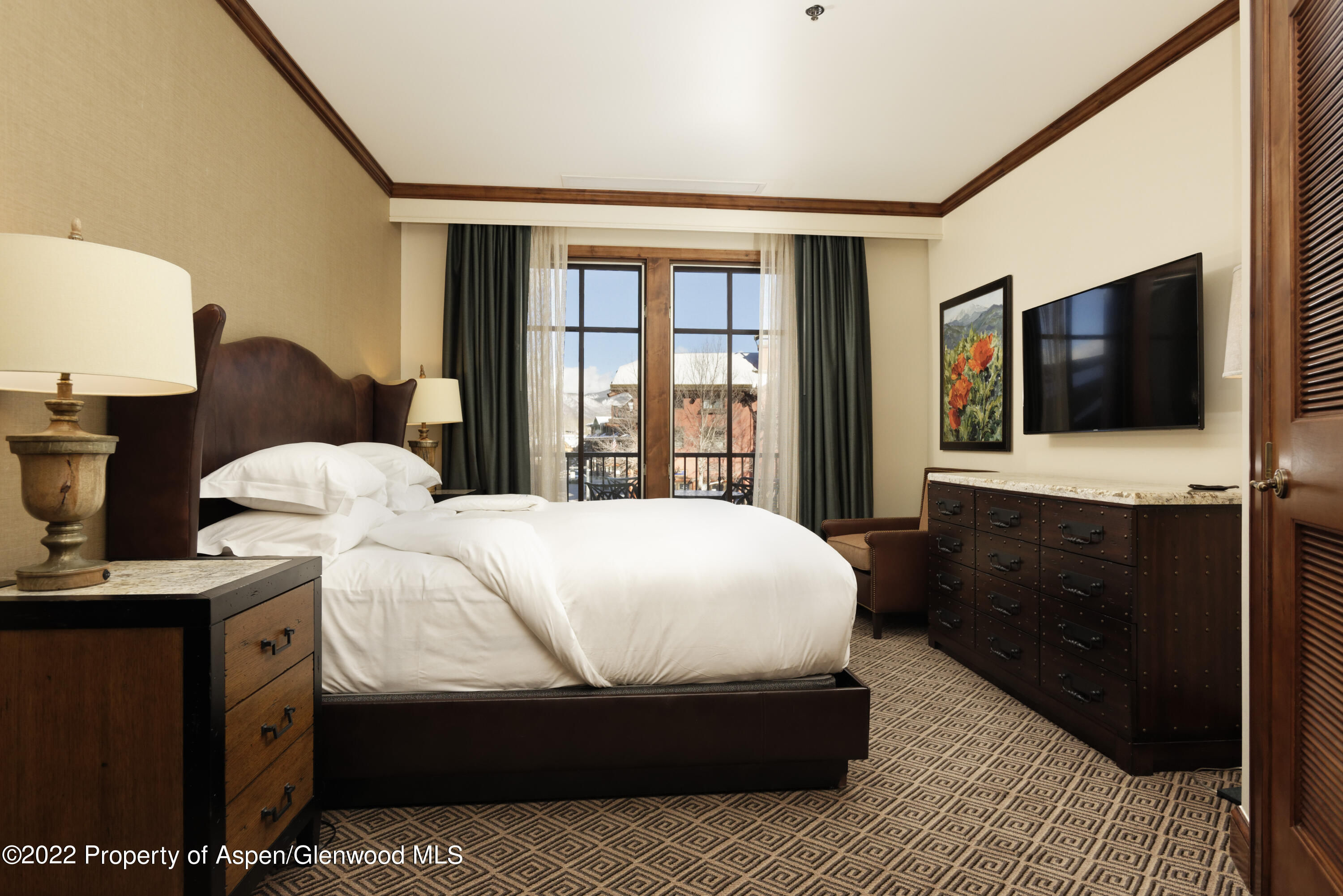 75 Prospector Road, Unit 8408 WINTER INTEREST #6 Aspen, CO 81611 - Photo 13 of 22 RitzCarltonUnit8209_HiRes007