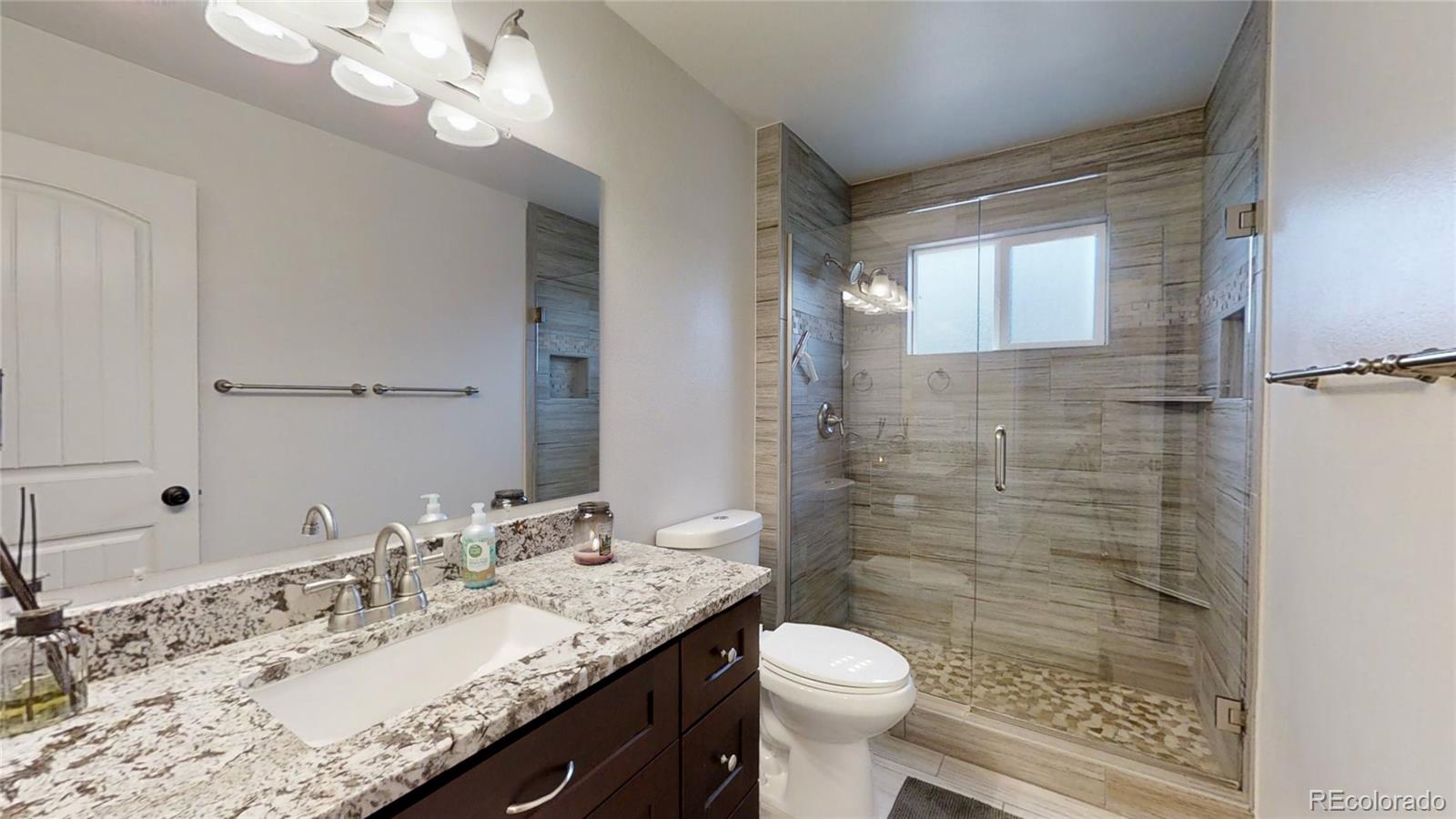9263 Montrose Way Highlands Ranch, CO 80126 - Photo 19 of 30 Gallery Image 19