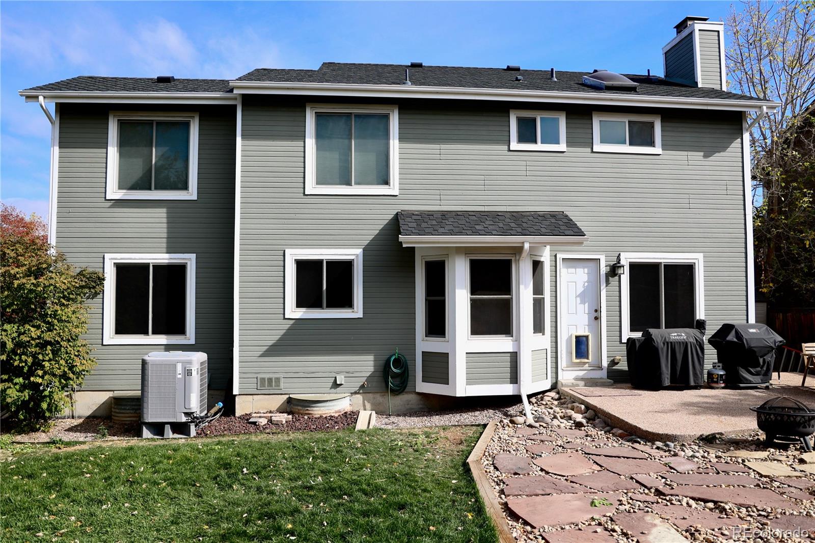 9263 Montrose Way Highlands Ranch, CO 80126 - Photo 2 of 30 Gallery Image 2