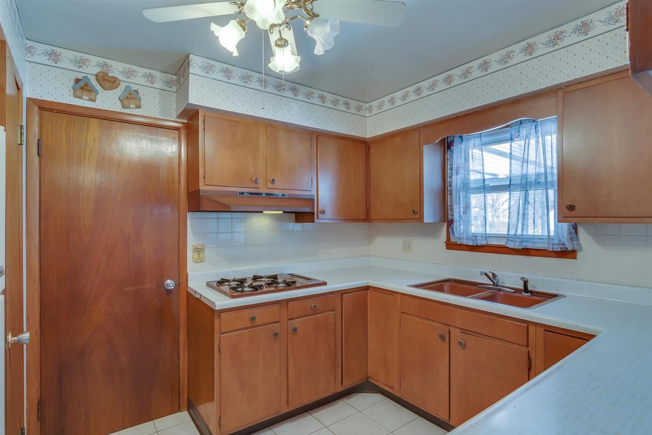 52290 Filbert Road Granger, IN 46530 - Photo 10 of 30 Gallery Image 10