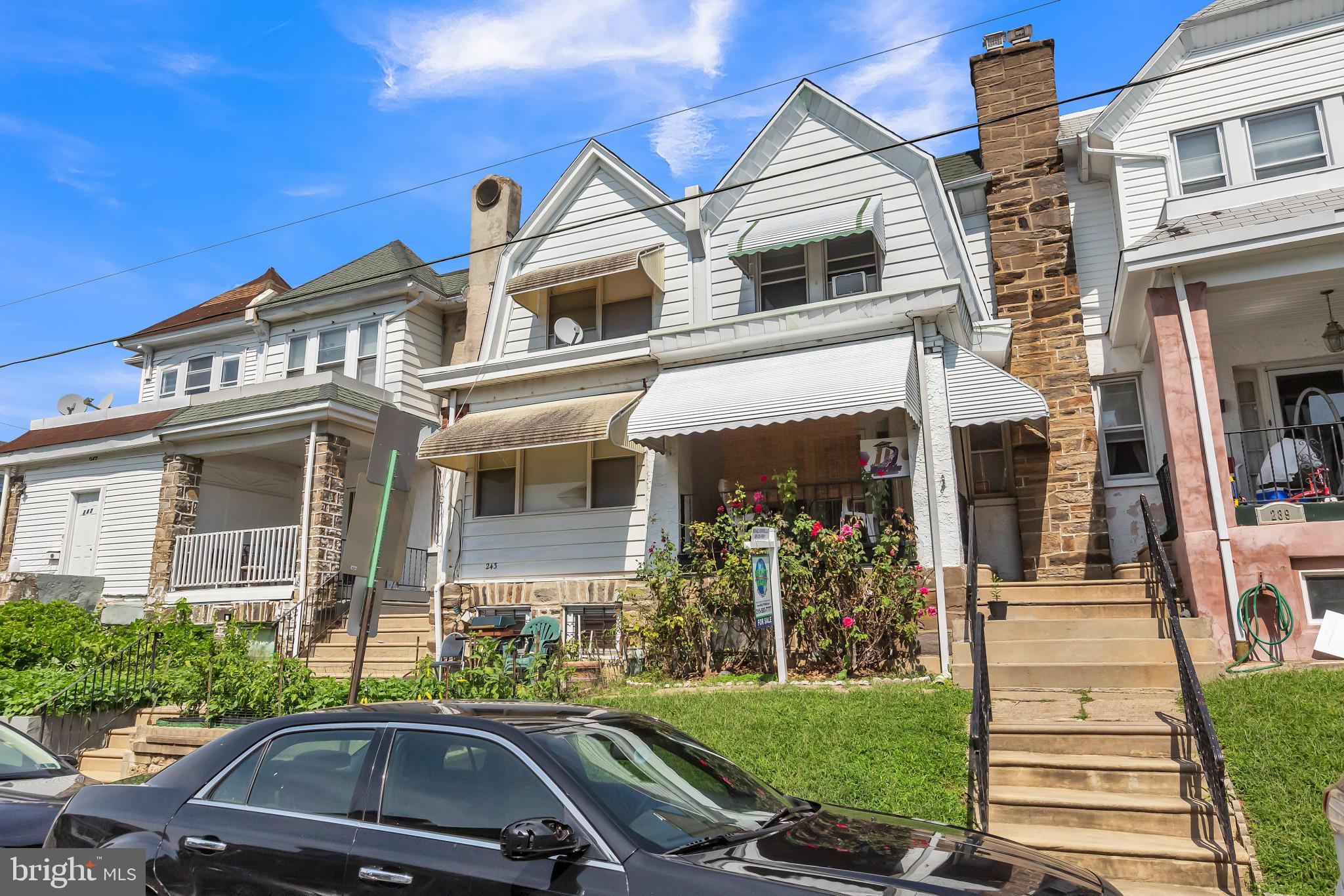 241 Huntley Road Upper Darby, PA 19082 - Photo 1 of 31