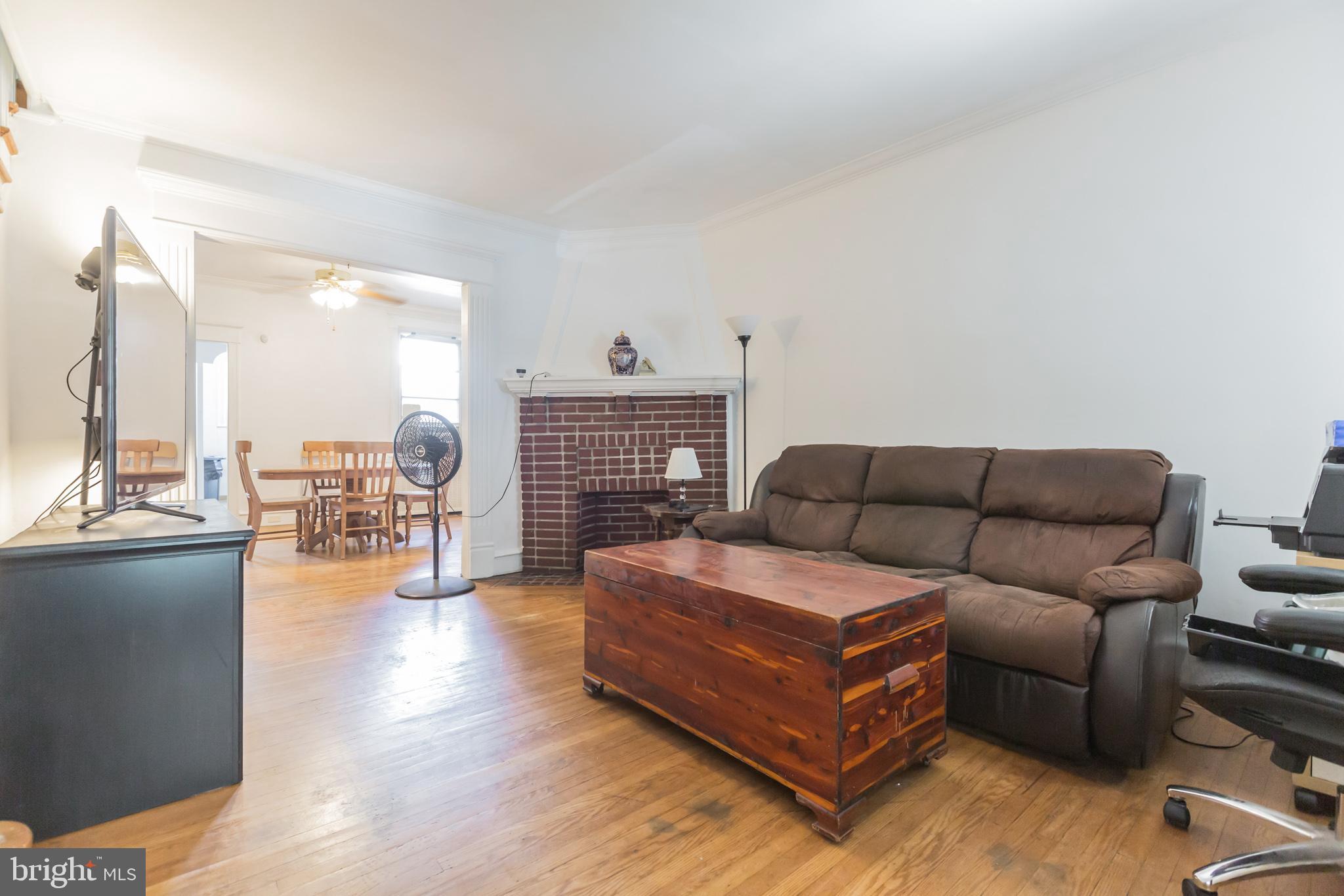 241 Huntley Road Upper Darby, PA 19082 - Photo 8 of 31