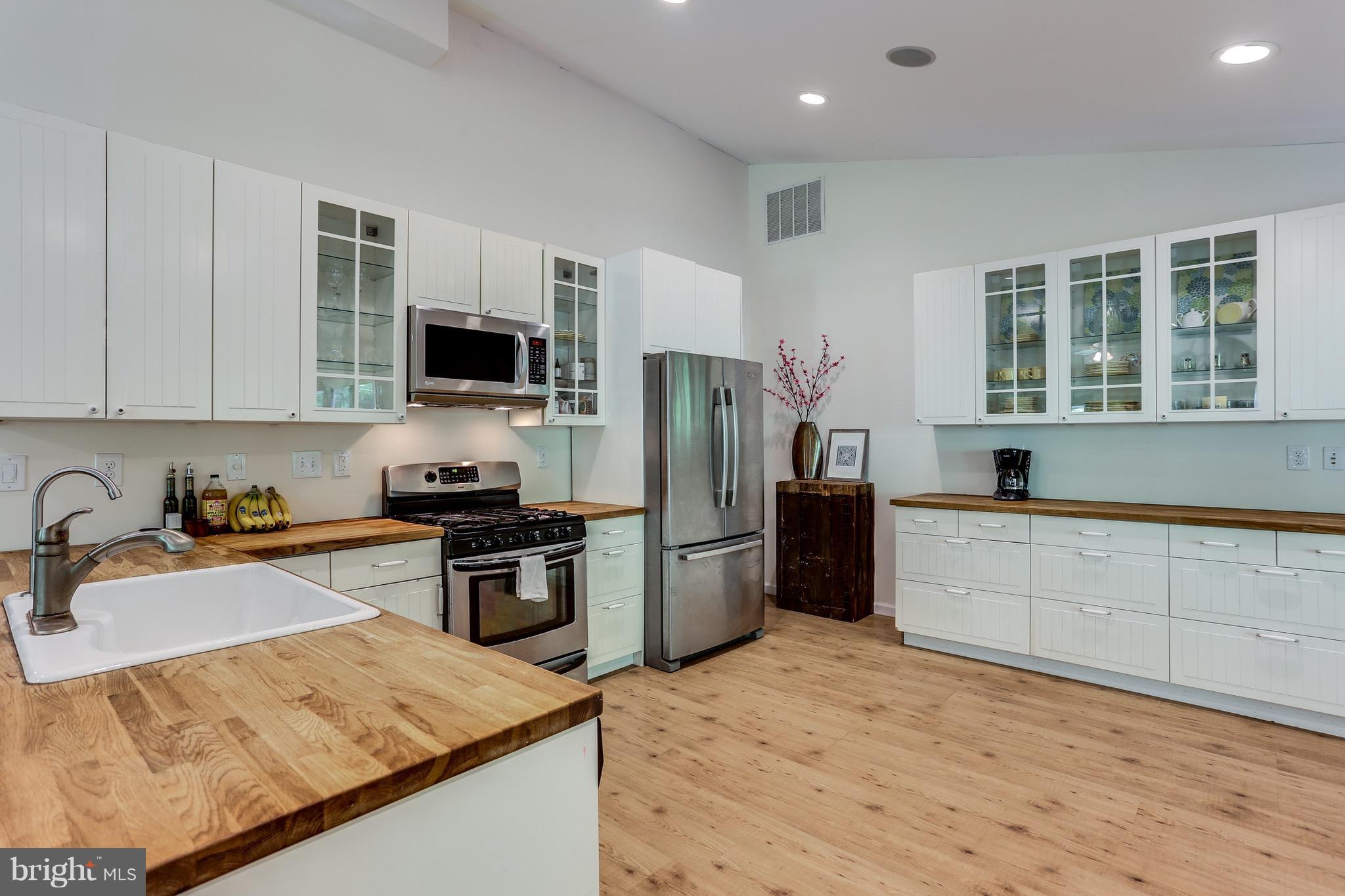 828 Warren Road Cockeysville, MD 21030 - Photo 21 of 30 Kitchen with Custom Wood Countertops