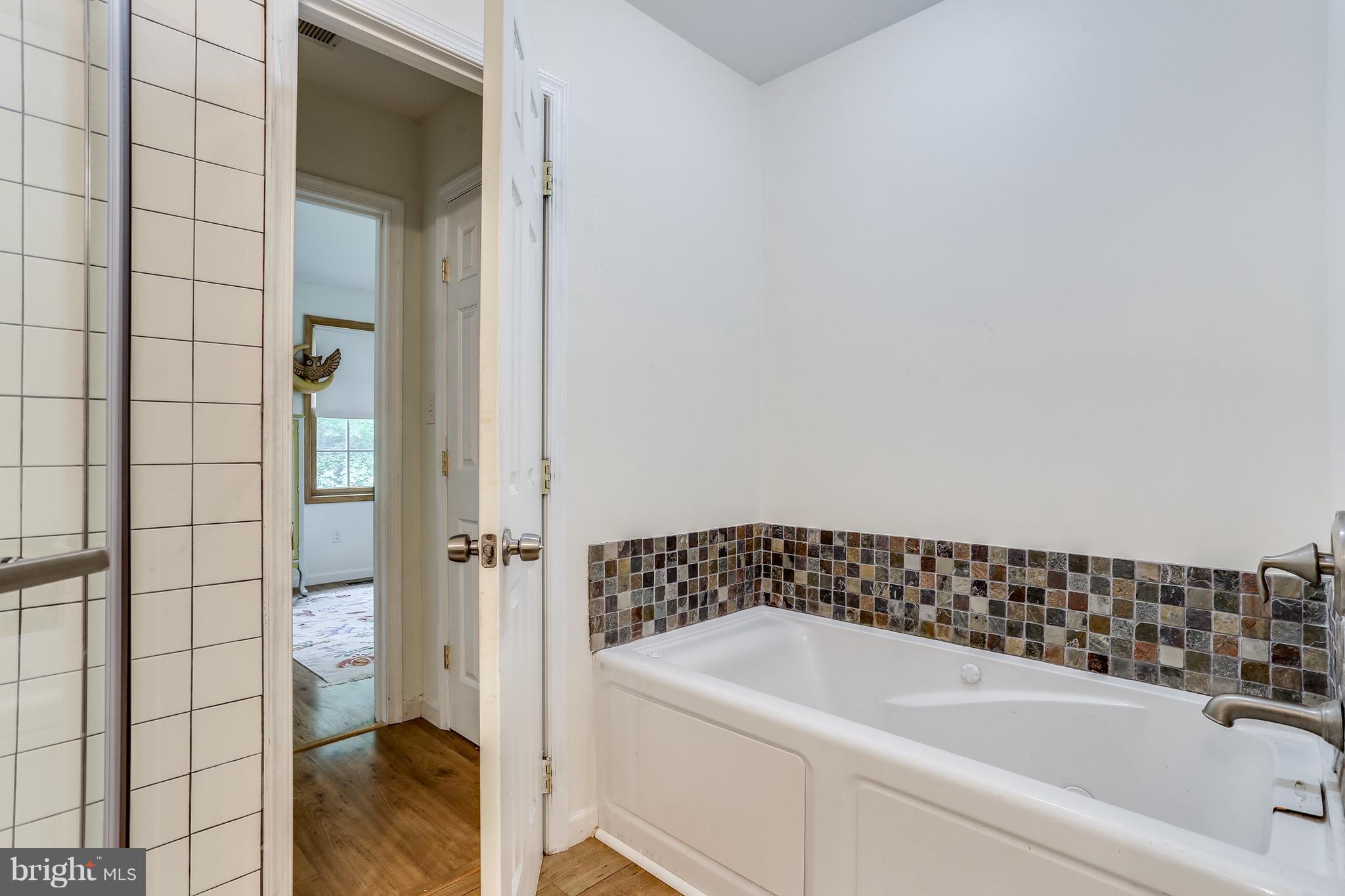 828 Warren Road Cockeysville, MD 21030 - Photo 28 of 30 Bath (Master)
