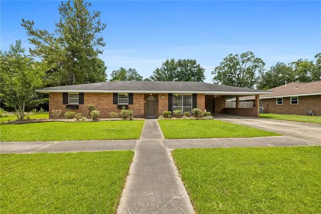 $205,000 | 2107 Cherie Drive, Hammond, LA 70401