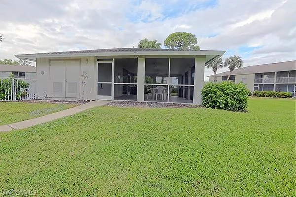 $1,600 | 1357 Churchill Circle, Unit G101, Naples, FL 34116