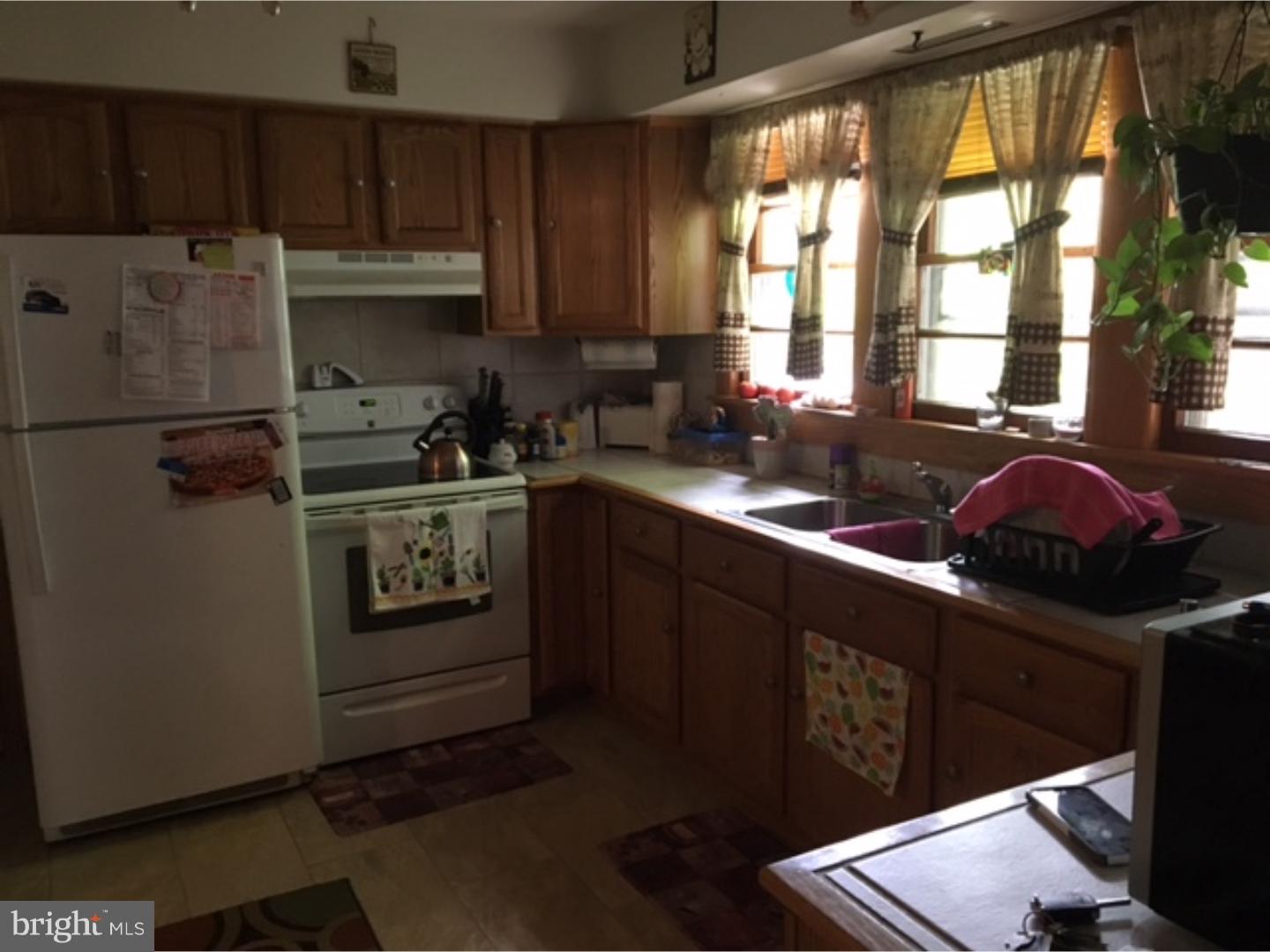 11 Spring Street Bridgeton, NJ 08302 - Photo 7 of 23 Kitchen