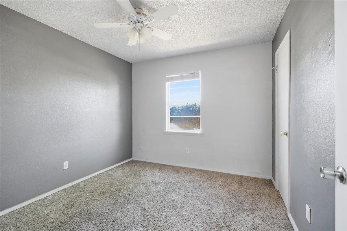 804 East 79th Street Lubbock, TX 79404 - Photo 9 of 12 09-nmdm-E79th-9