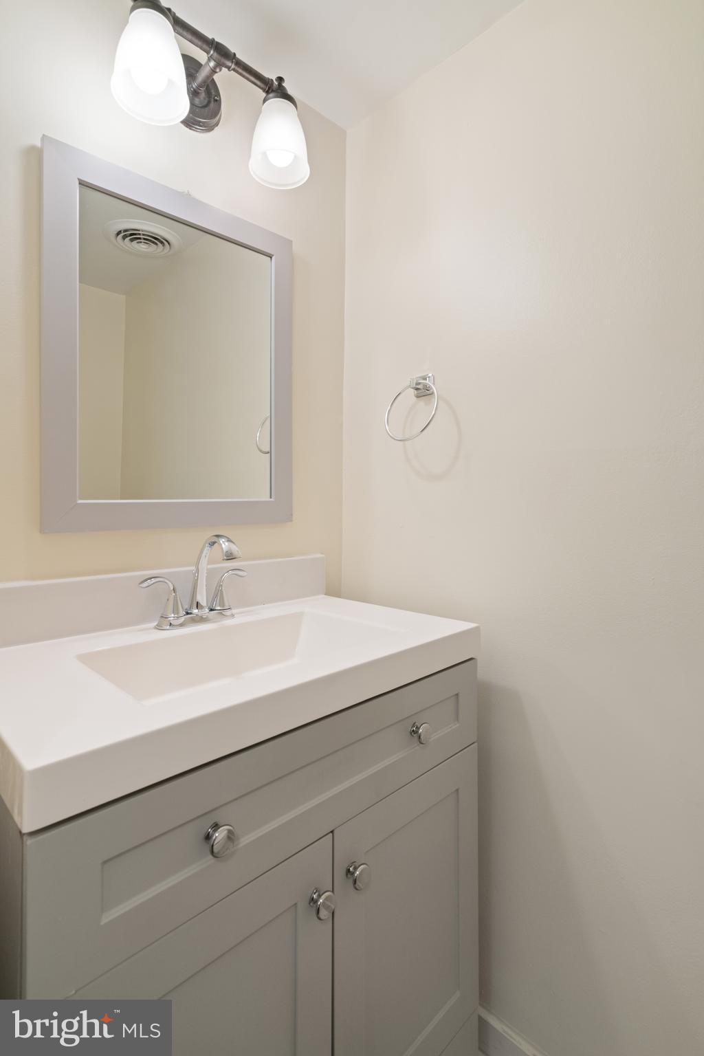 9292 Taney Road Manassas, VA 20110 - Photo 11 of 35