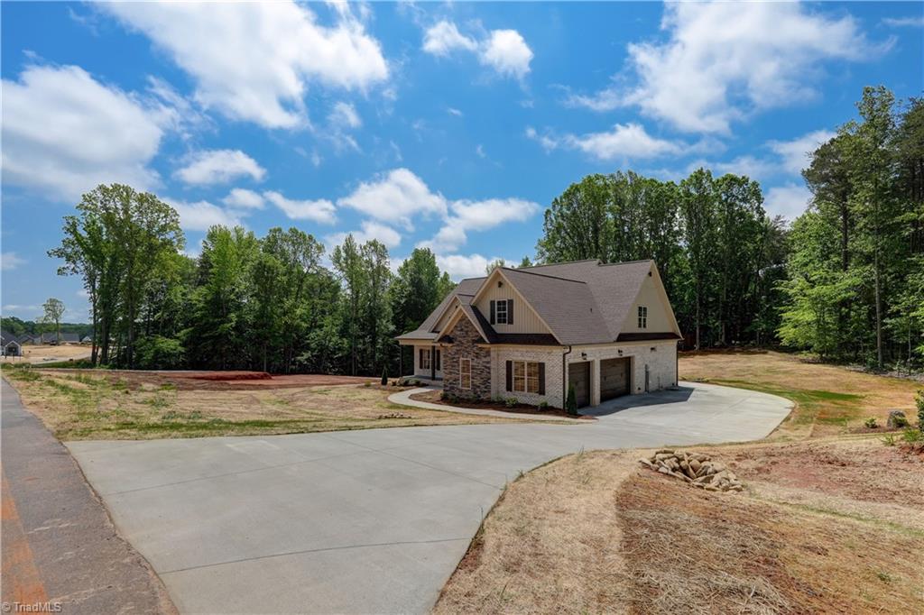 7623 Pemberly Court Oak Ridge, NC 27310 - Photo 2 of 31