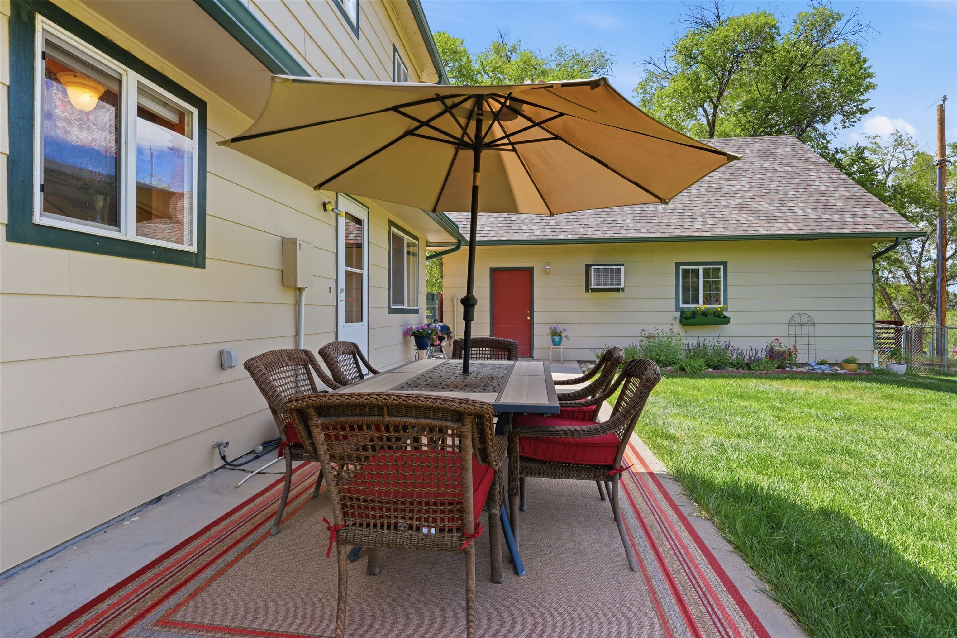 2350 E Road Grand Junction, CO 81507 - Photo 30 of 41 a view of backyard of house with seating space