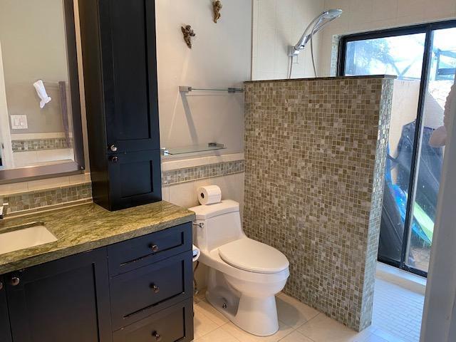 21077 Shady Vista Lane Boca Raton, FL 33428 - Photo 20 of 26 MASTER BATHROOM ATRIUM AREA VIEW