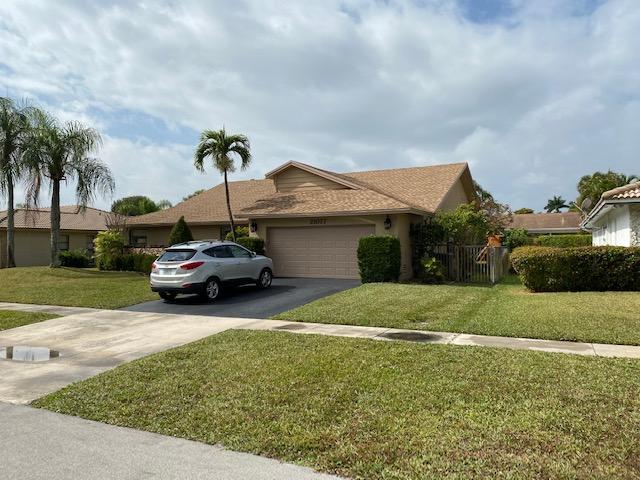 21077 Shady Vista Lane Boca Raton, FL 33428 - Photo 4 of 26 FRONT EXT. PHOTO #4