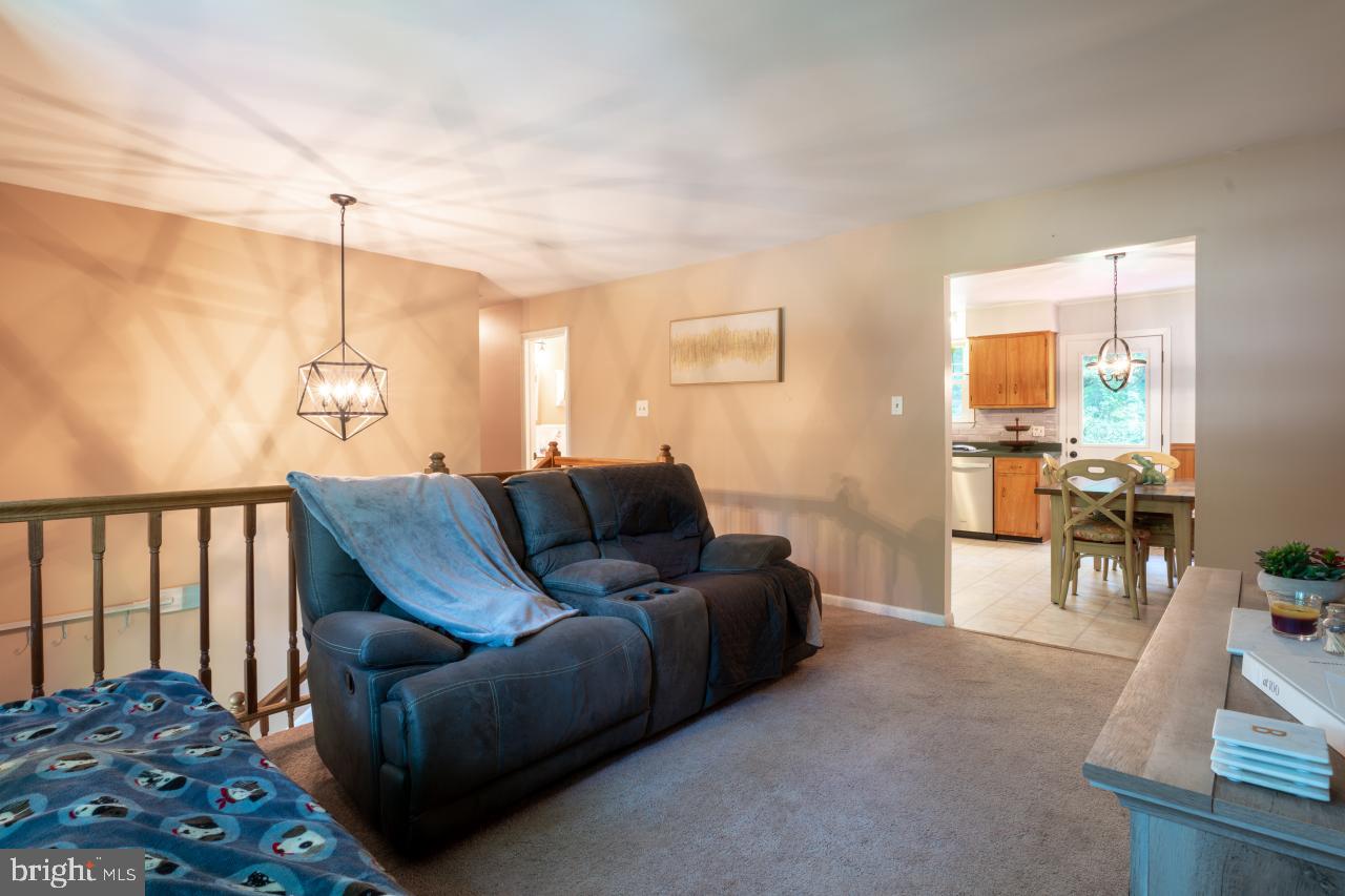 2125 Oak Road Port Republic, MD 20676 - Photo 12 of 39 Family Room to Kitchen