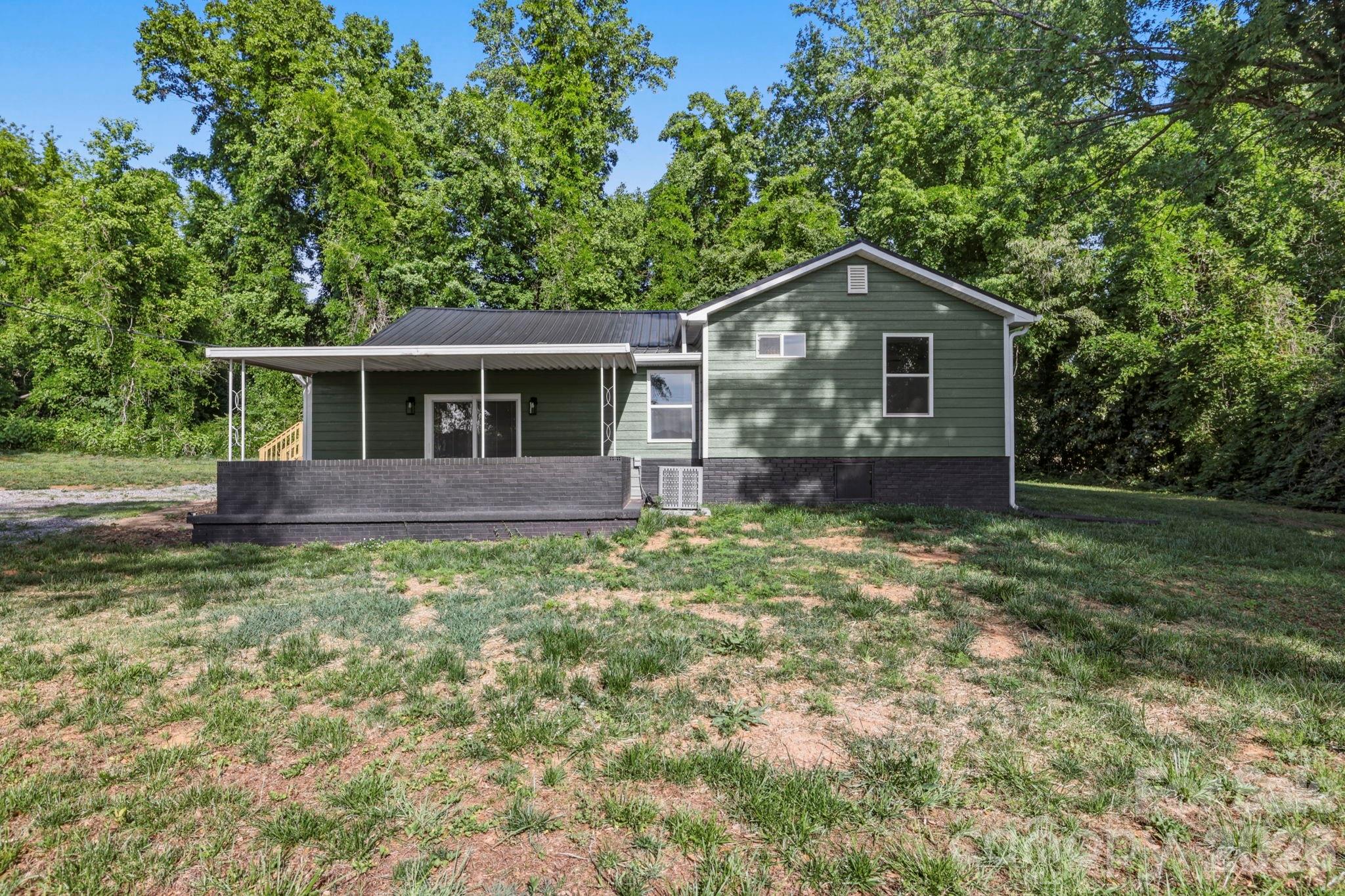 240 East Court Street Rutherfordton, NC 28139 - Photo 32 of 36