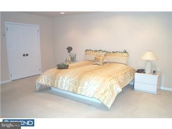 206-8 Moredun Road Philadelphia, PA 19115 - Photo 11 of 12 Bedroom - Main