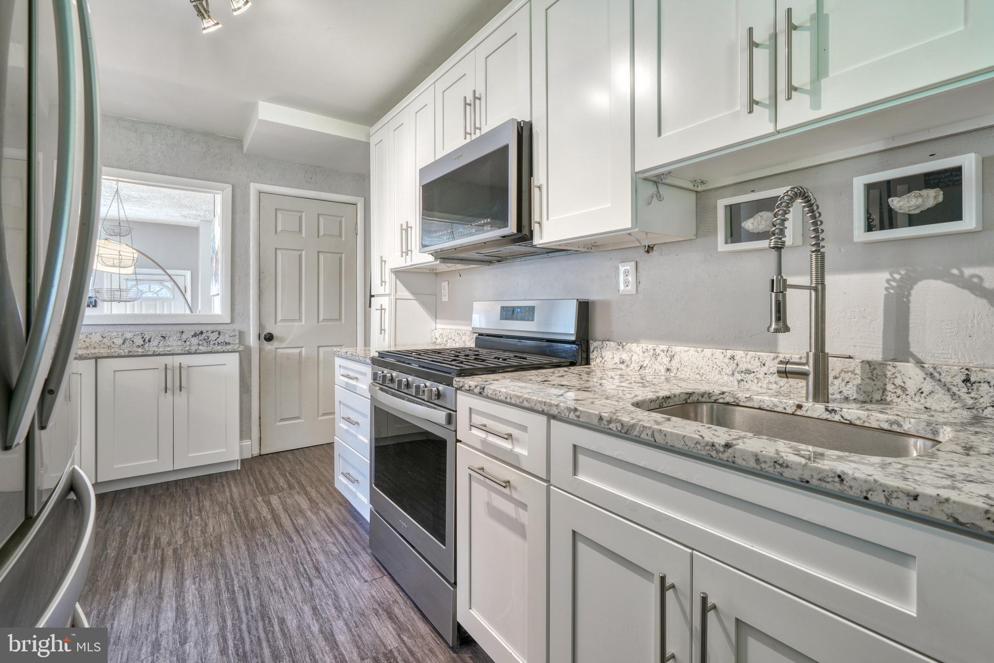 8543 Kings Ridge Road Parkville, MD 21234 - Photo 12 of 27
