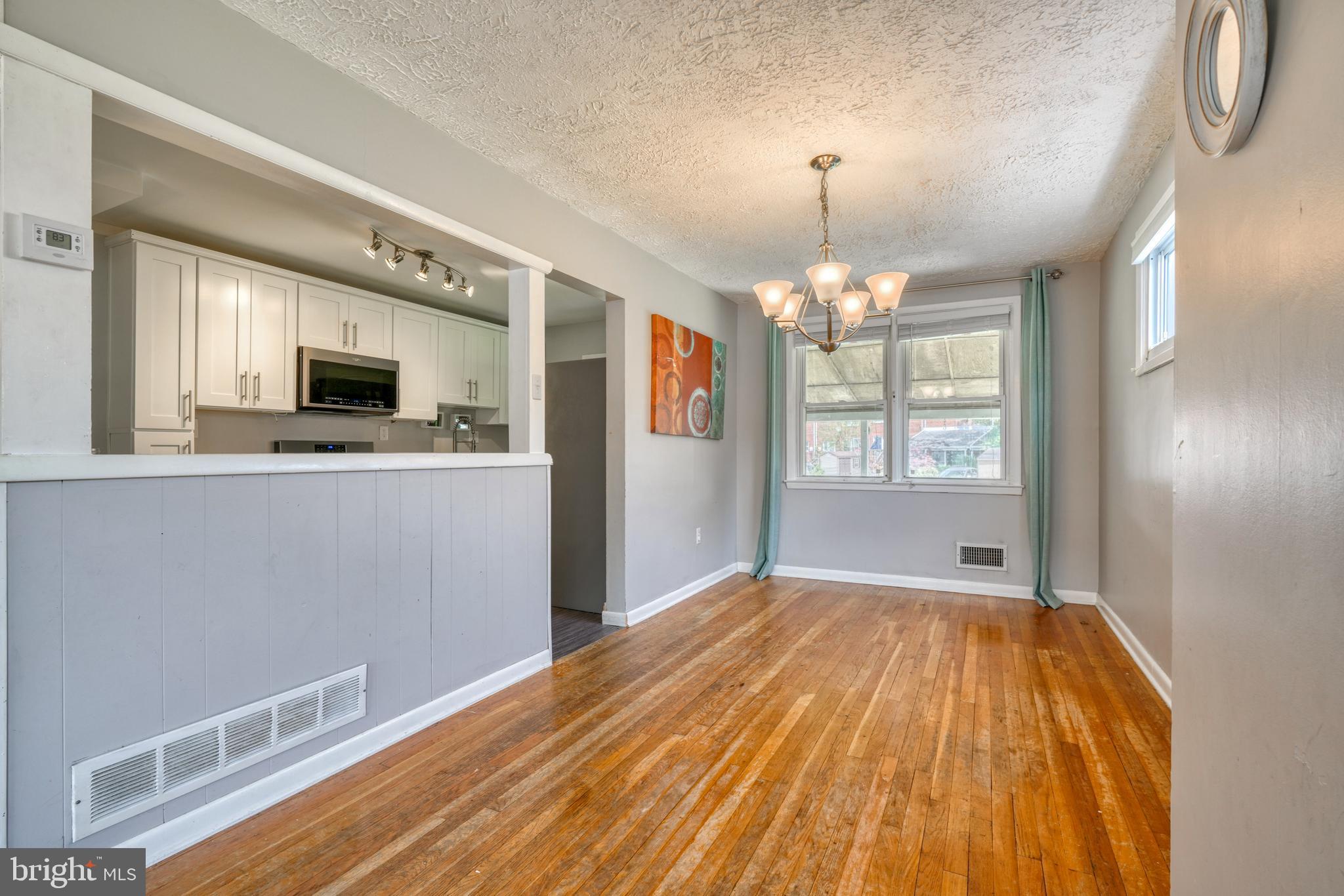 8543 Kings Ridge Road Parkville, MD 21234 - Photo 7 of 27