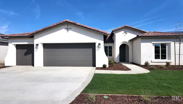 $632,925 | Undisclosed Address, Bakersfield, CA 93311