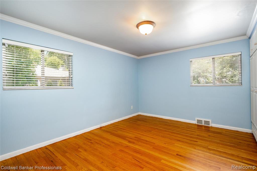 16238 Reedmere Avenue Beverly Hills, MI 48025 - Photo 11 of 18