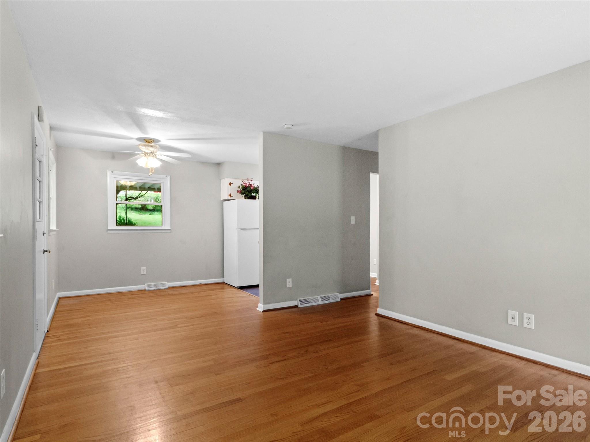 230 School Road East Asheville, NC 28803 - Photo 5 of 42