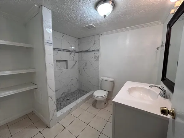 $1,700 | 8004 Mendez Street, Houston, TX 77029