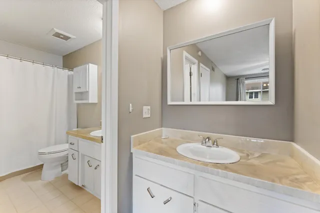 $240,000 | 14960 Dodd Boulevard, Rosemount, MN 55068