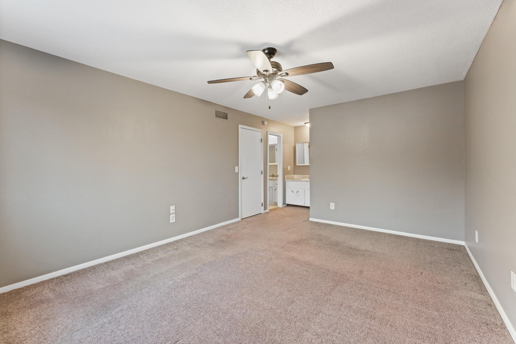 14960 Dodd Boulevard Rosemount, MN 55068 - Photo 13 of 24