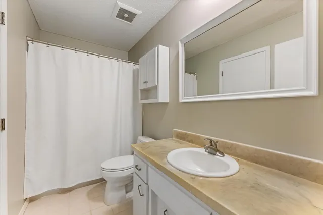 $240,000 | 14960 Dodd Boulevard, Rosemount, MN 55068