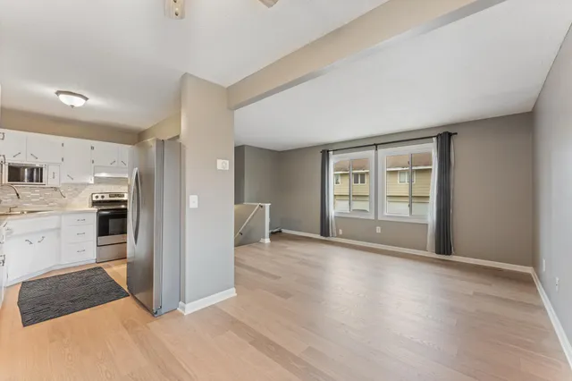 $240,000 | 14960 Dodd Boulevard, Rosemount, MN 55068