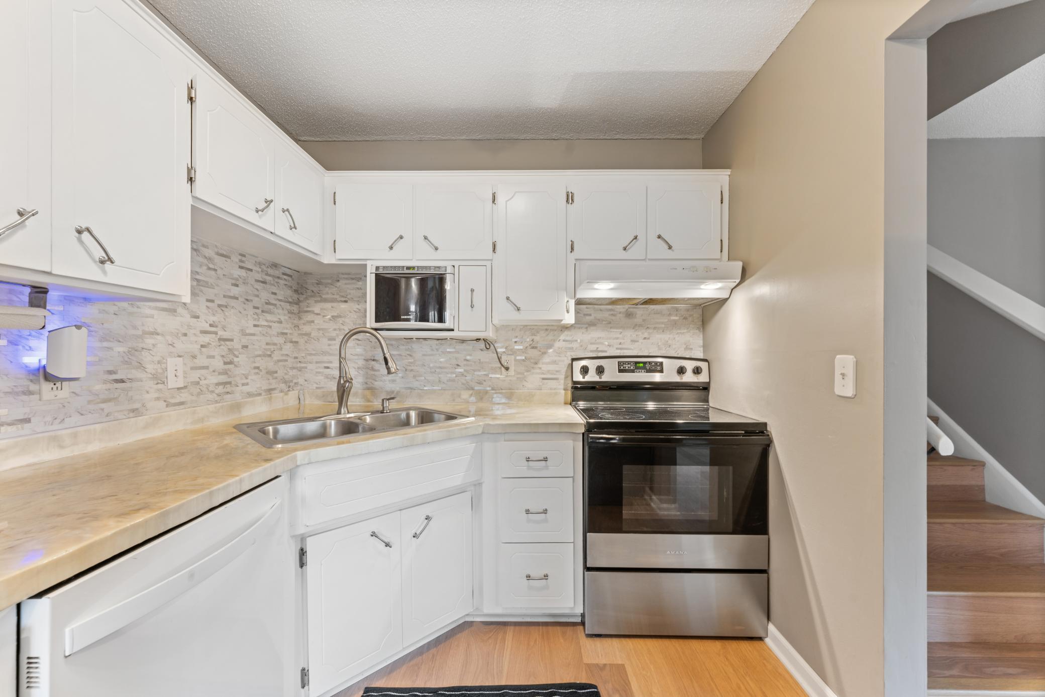 14960 Dodd Boulevard Rosemount, MN 55068 - Photo 8 of 24