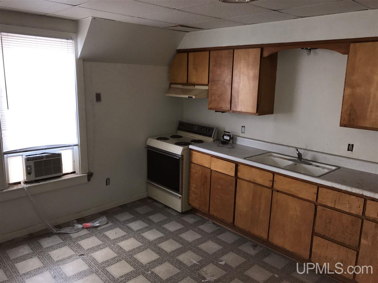 116 Oak Street Ishpeming, MI 49849 - Photo 11 of 15