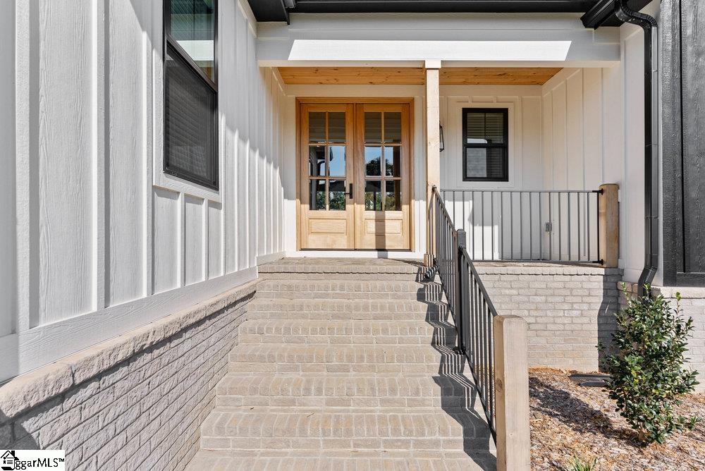911 Pelham Road Greenville, SC 29615 - Photo 3 of 50 Gallery Image 3