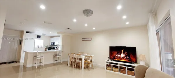 $2,700 | 17063 Northwest 56th Court, Unit 17063, Miami Gardens, FL 33055