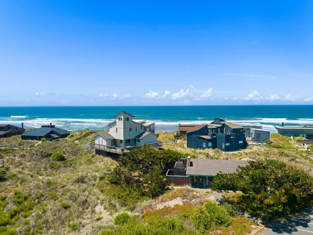 $1,295,000 | 66 Avocet Circle, Watsonville, CA 95076