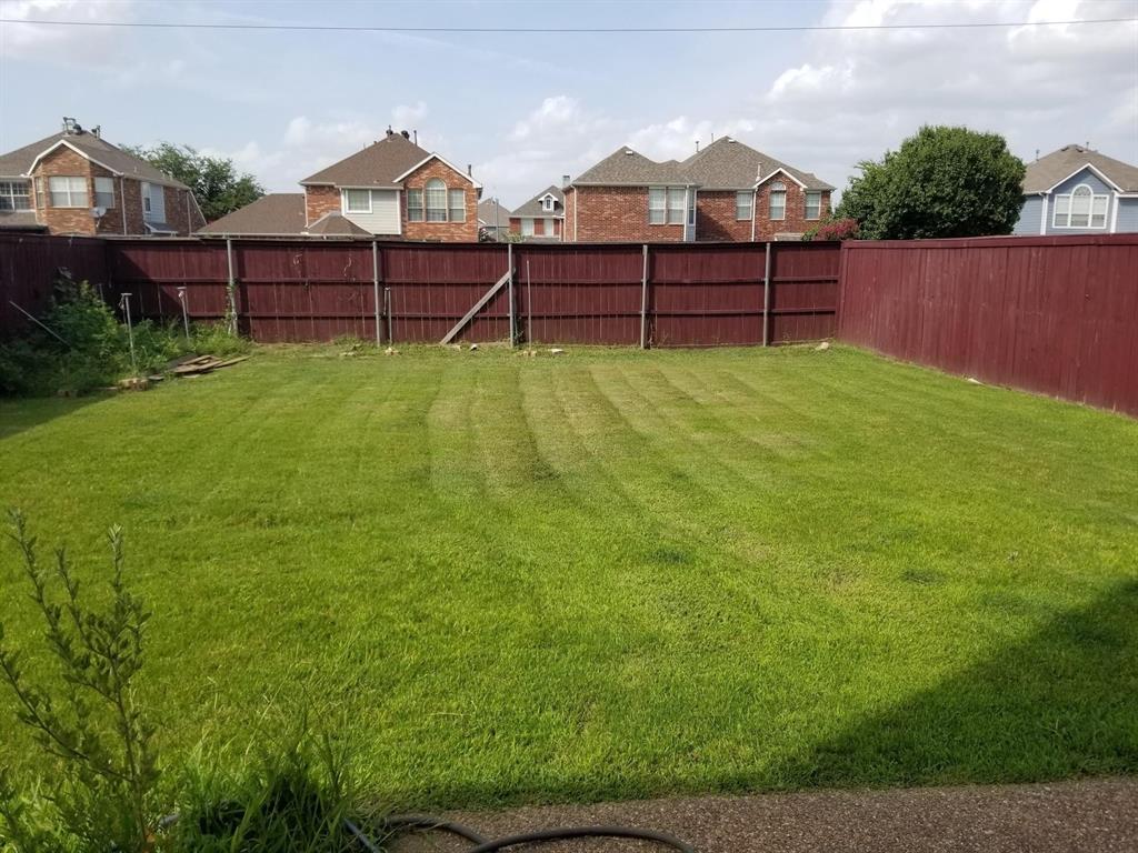 535 Poplar Lane Irving, TX 75063 - Photo 5 of 14