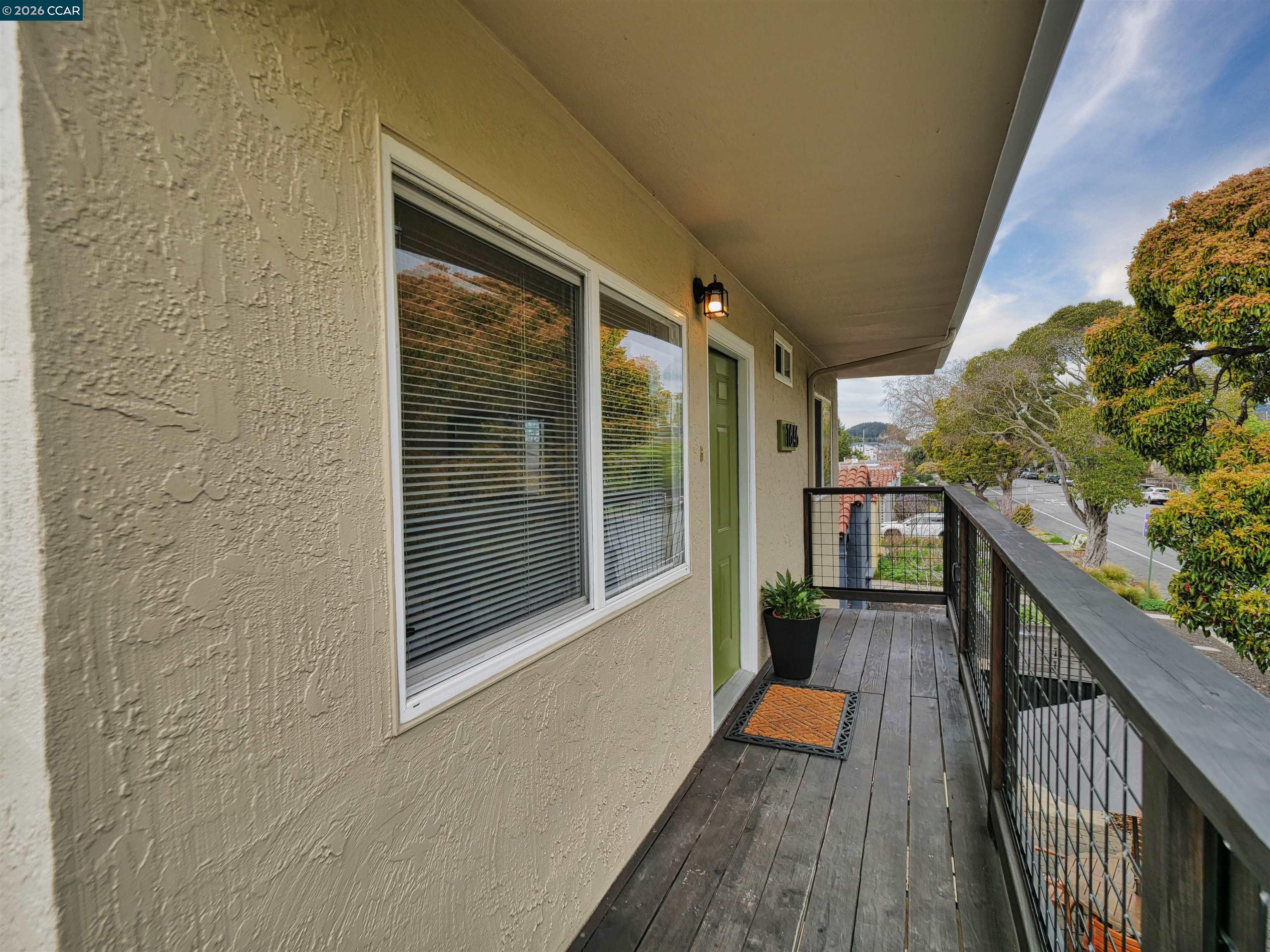 995 Virginia Street Berkeley, CA 94710 - Photo 15 of 59