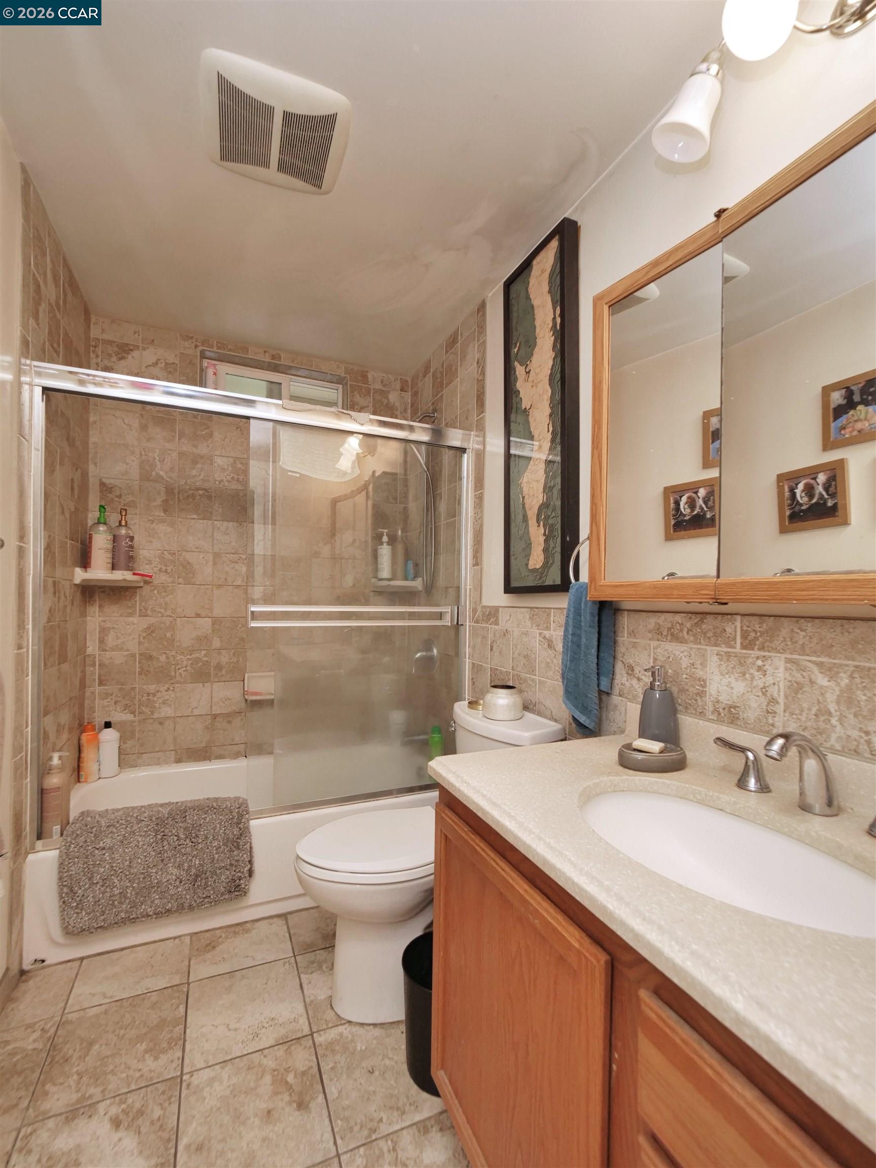 995 Virginia Street Berkeley, CA 94710 - Photo 42 of 59